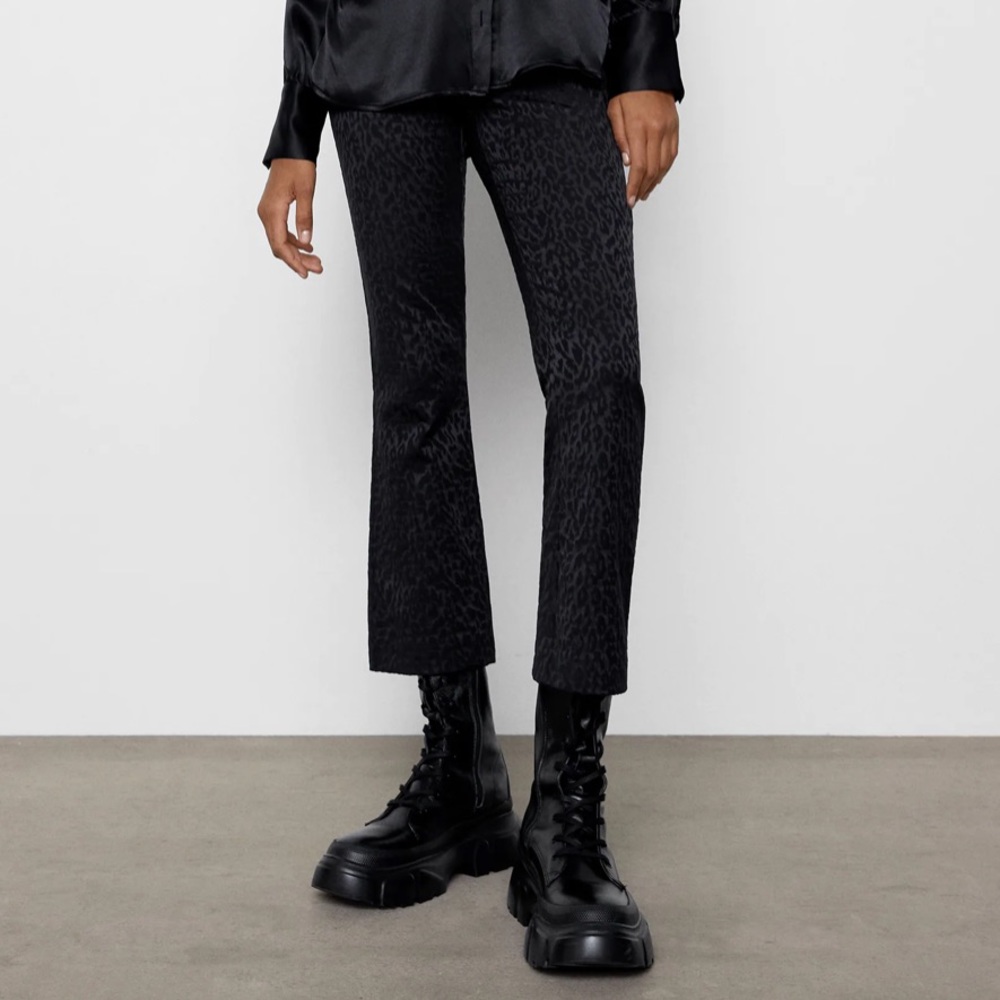 NWT Flared Trousers Printed